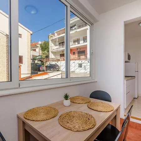 Edita Apartment Trogir