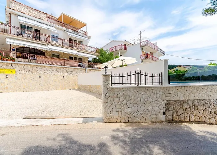Edita * Trogir